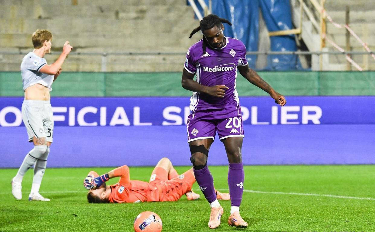 迟来的首胜！佛罗伦萨主场5-1大胜乌迪内斯，4后卫阵型或成保级关键？