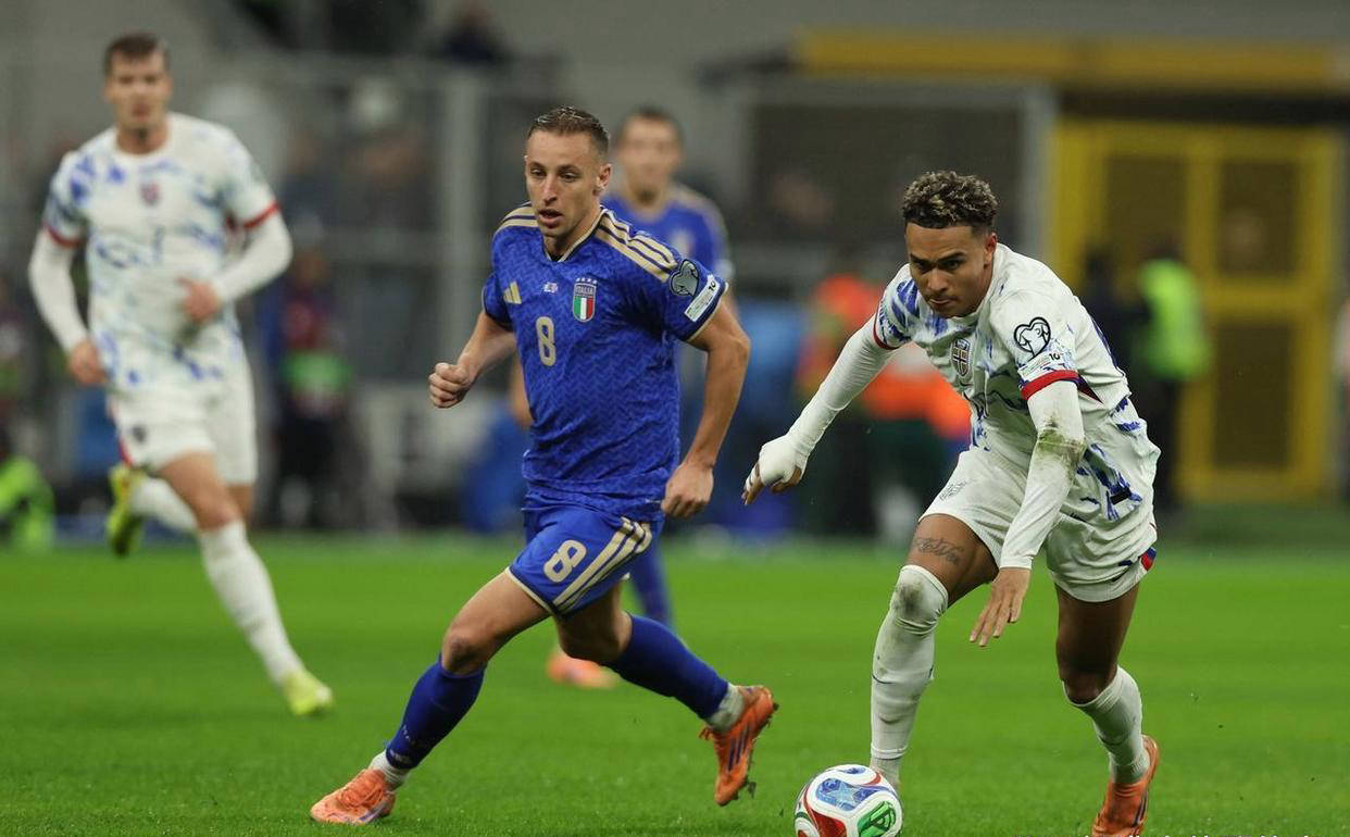 世界杯竞彩 -意(yì)大利主場(chǎng)1-4惨敗(bài)挪威，加图索三中卫陣(zhèn)型边路短板显现，附加赛前景堪忧