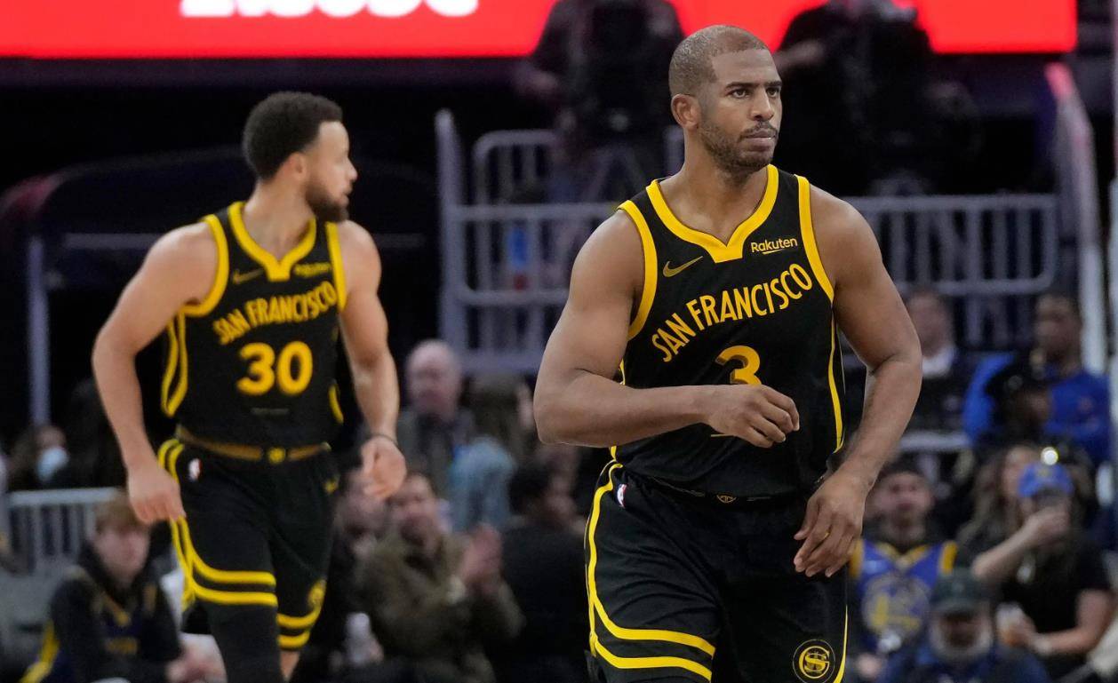 NBA顶级节奏大师：论克里斯·保罗的控球组织艺术