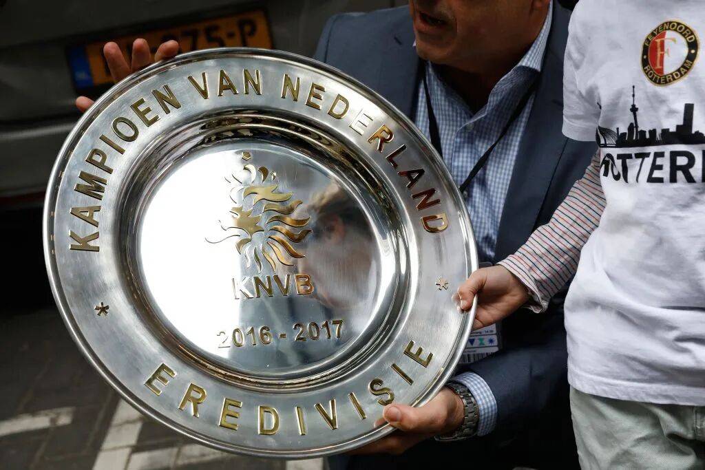 欧战断崖式衰落，荷甲“第六联赛”难保？