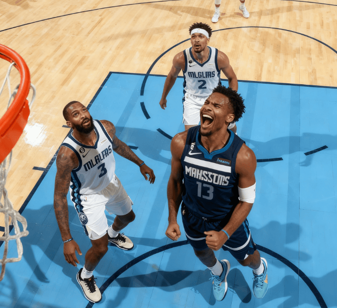 巨人的进化：NBA与CBA战术体系发展路径的跨文化比较研究