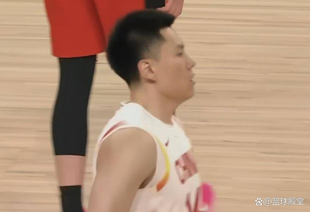 竞猜世界杯 -男篮首节被日本吊打！防守+篮板全垮，进攻多人打铁，战术也不行